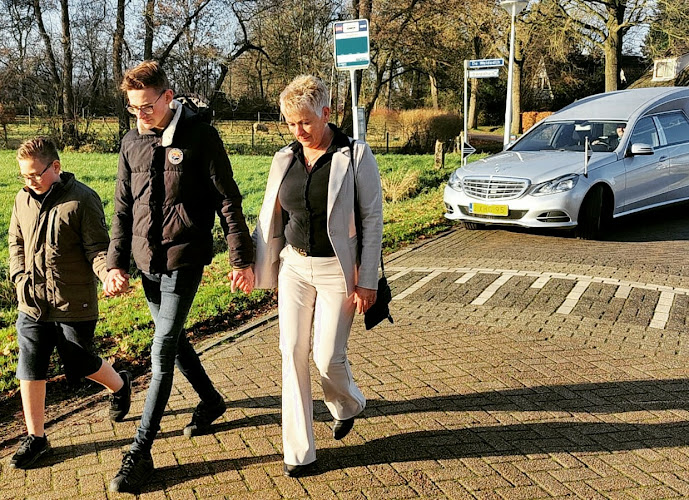 Uitvaartbegeleiding Anja de Roos in Jubbega