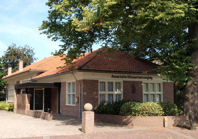 Associatie & IJmond Heiloo - uitvaartcentrum in Heiloo