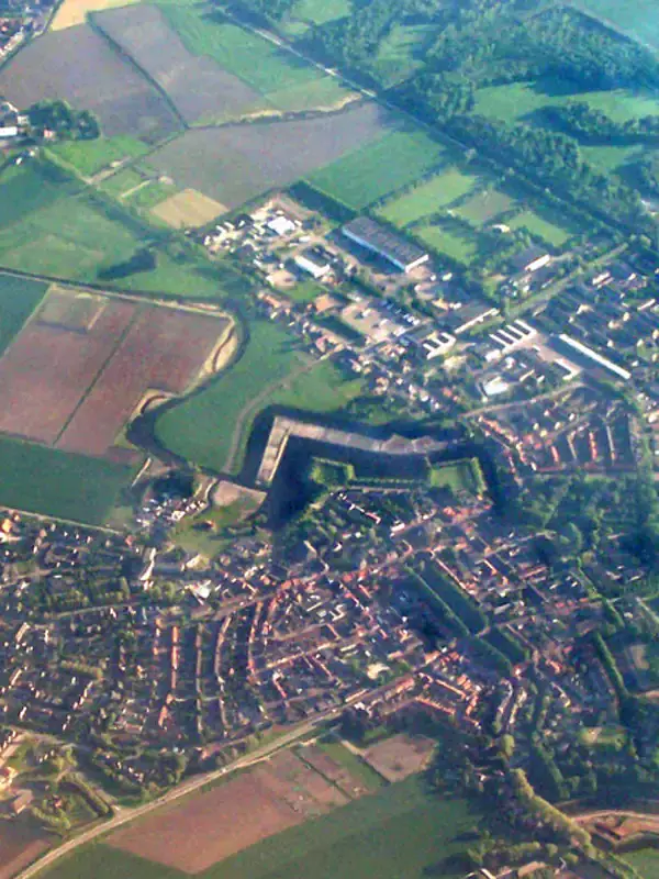 Klundert