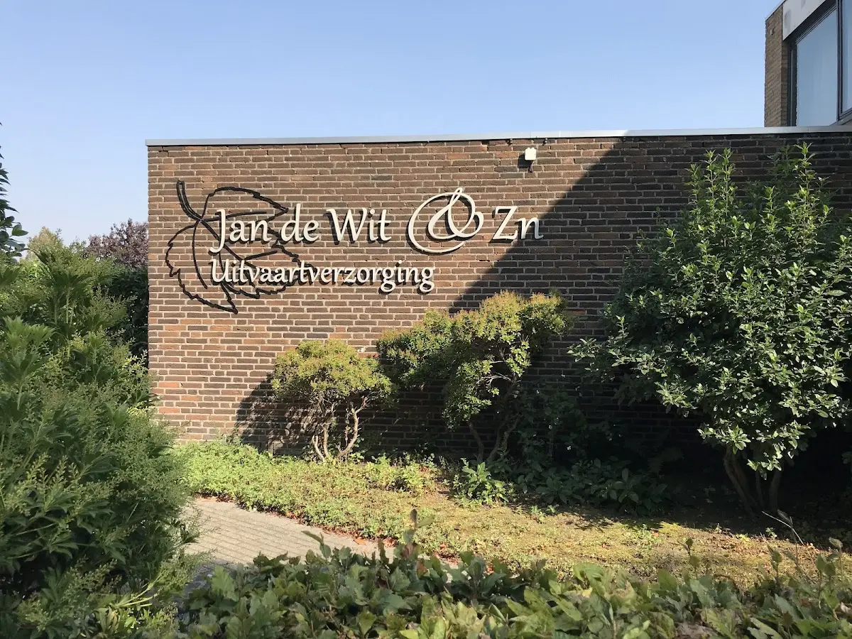 Uitvaartverzorging Jan de Wit & Zn in Etten-Leur