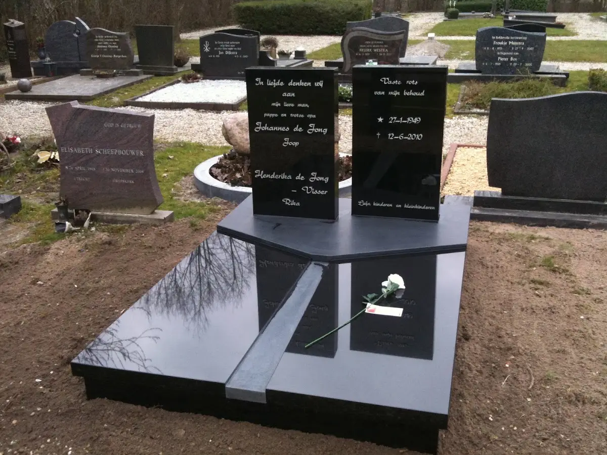 Wissink Grafmonumenten in 's-Heerenberg