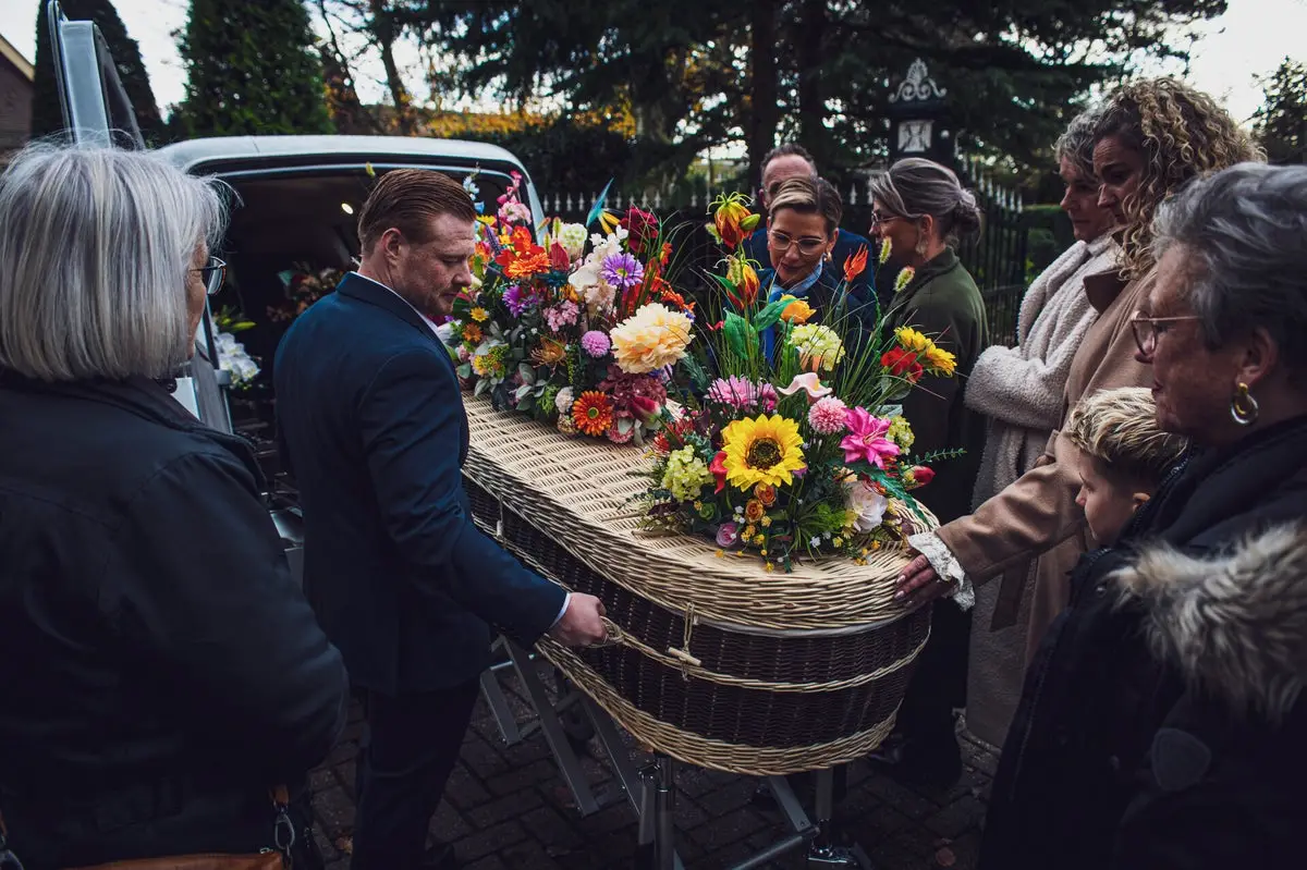 Quo Vadis Uitvaartvervoer B.V. in Kampen