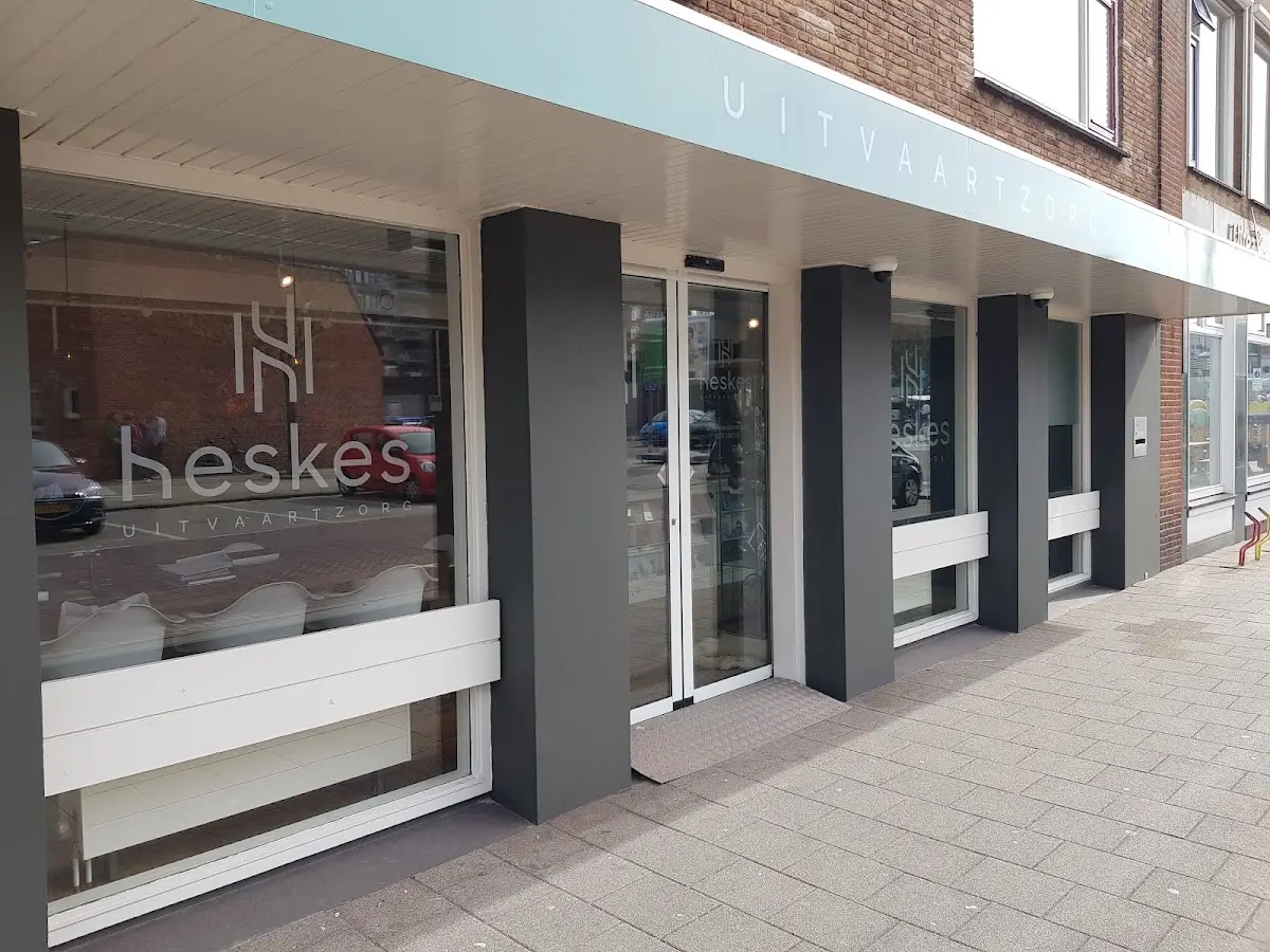 Uitvaartinformatiecentrum Heskes Uitvaartzorg in Hook of Holland