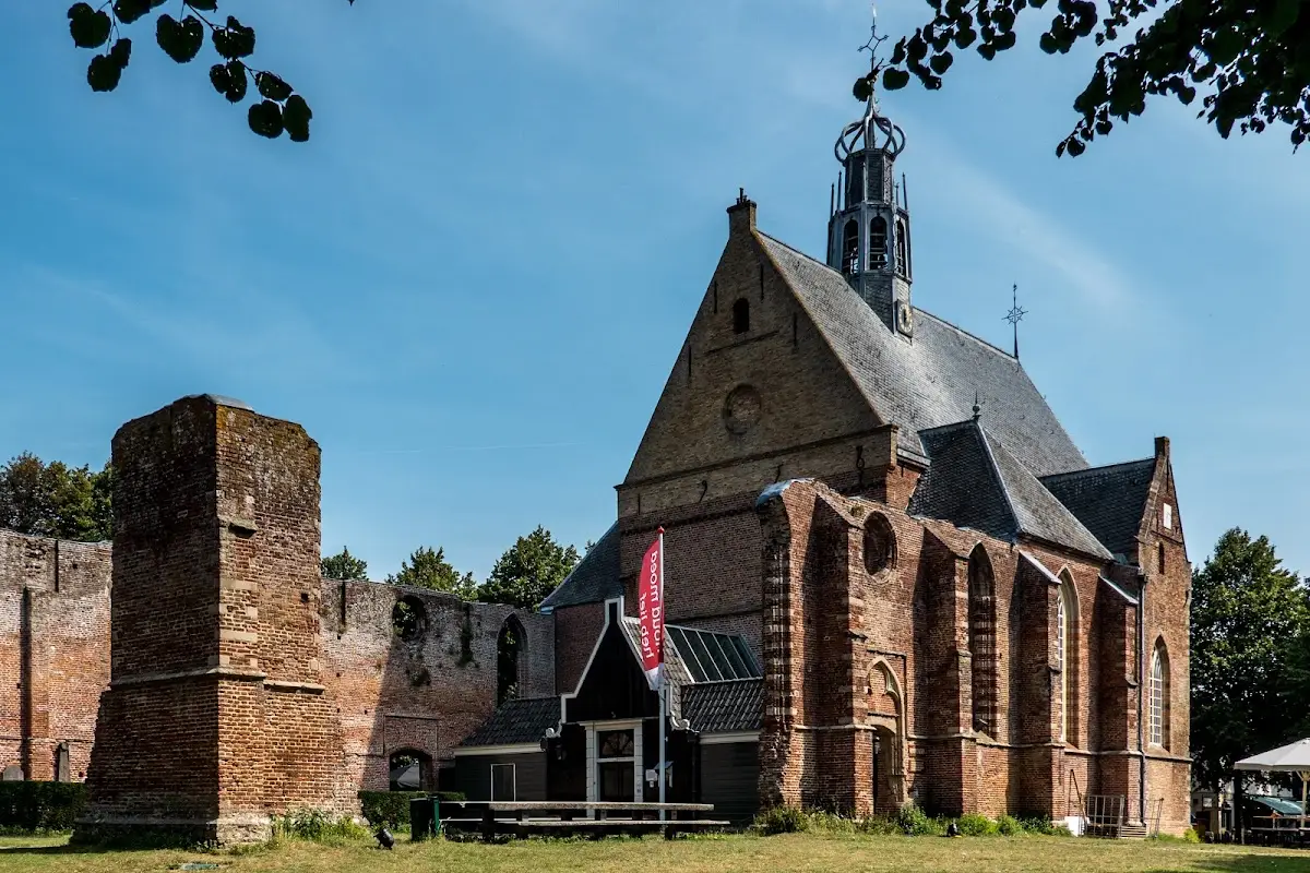 Ruïnekerk in Bergen