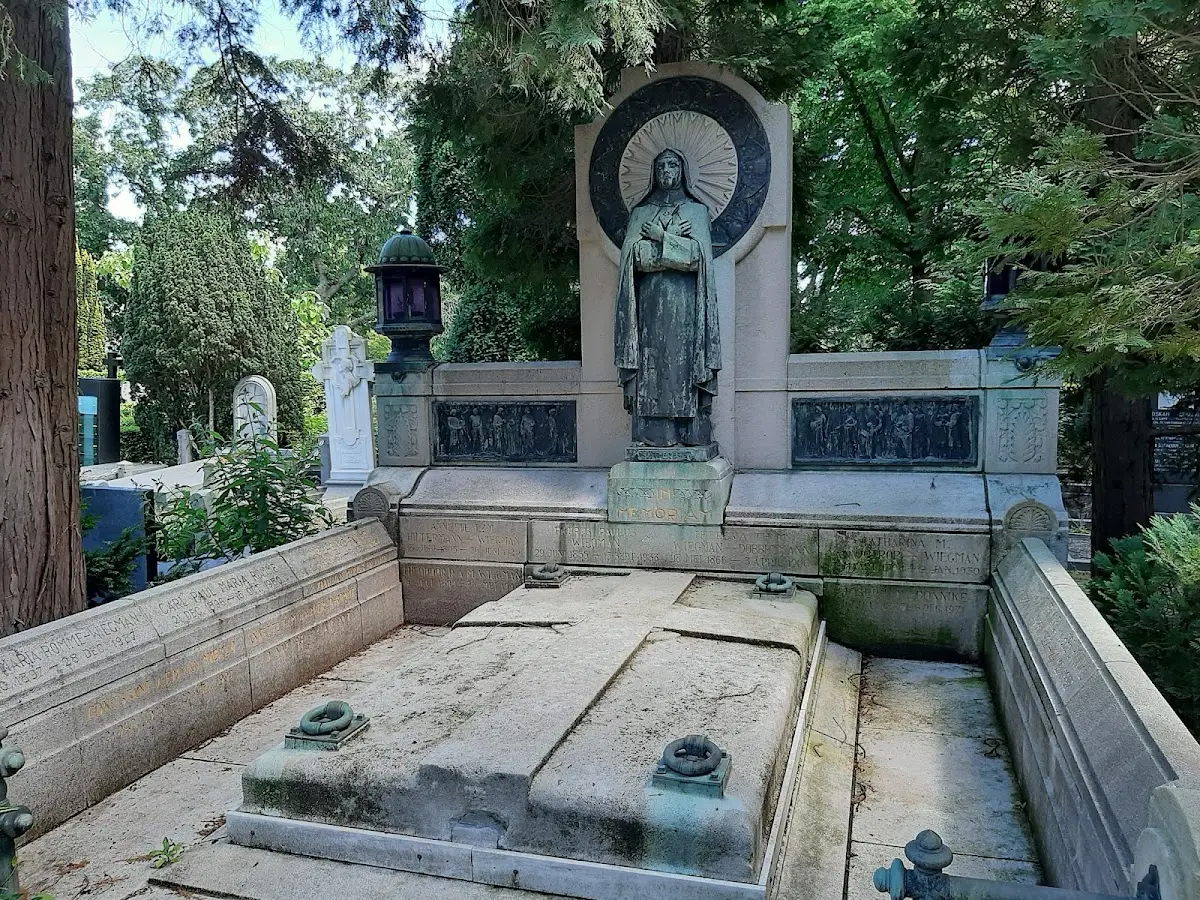 Roman-Catholic Cemetery Buitenveldert in Amsterdam