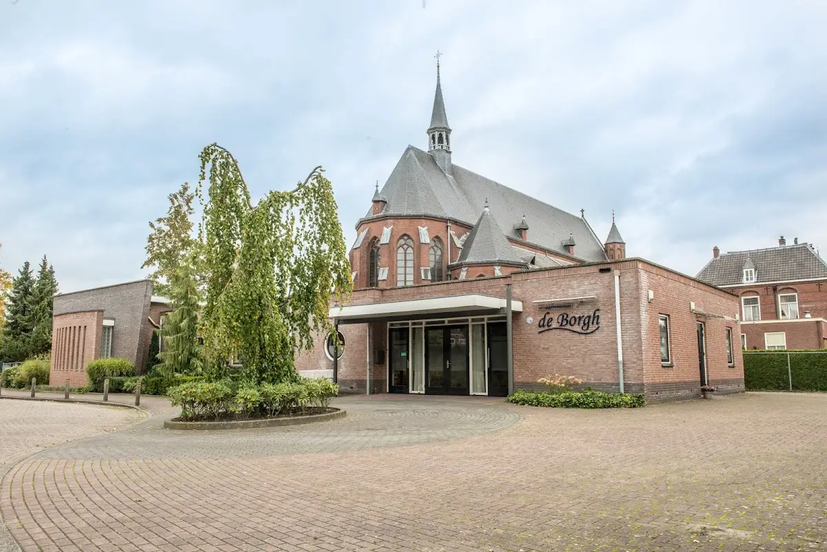 Vredehof - Uitvaartcentrum de Borgh in Goor