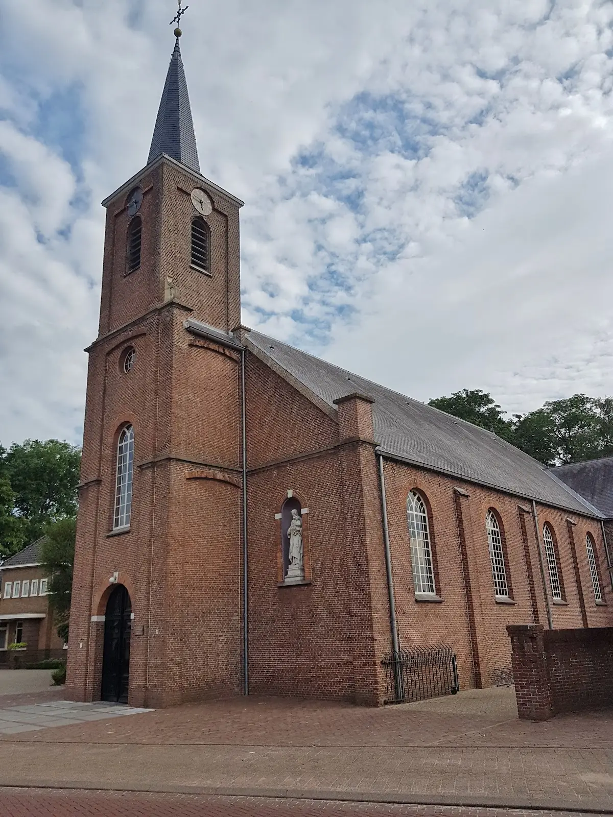 Foto van H. Cornelius kerk