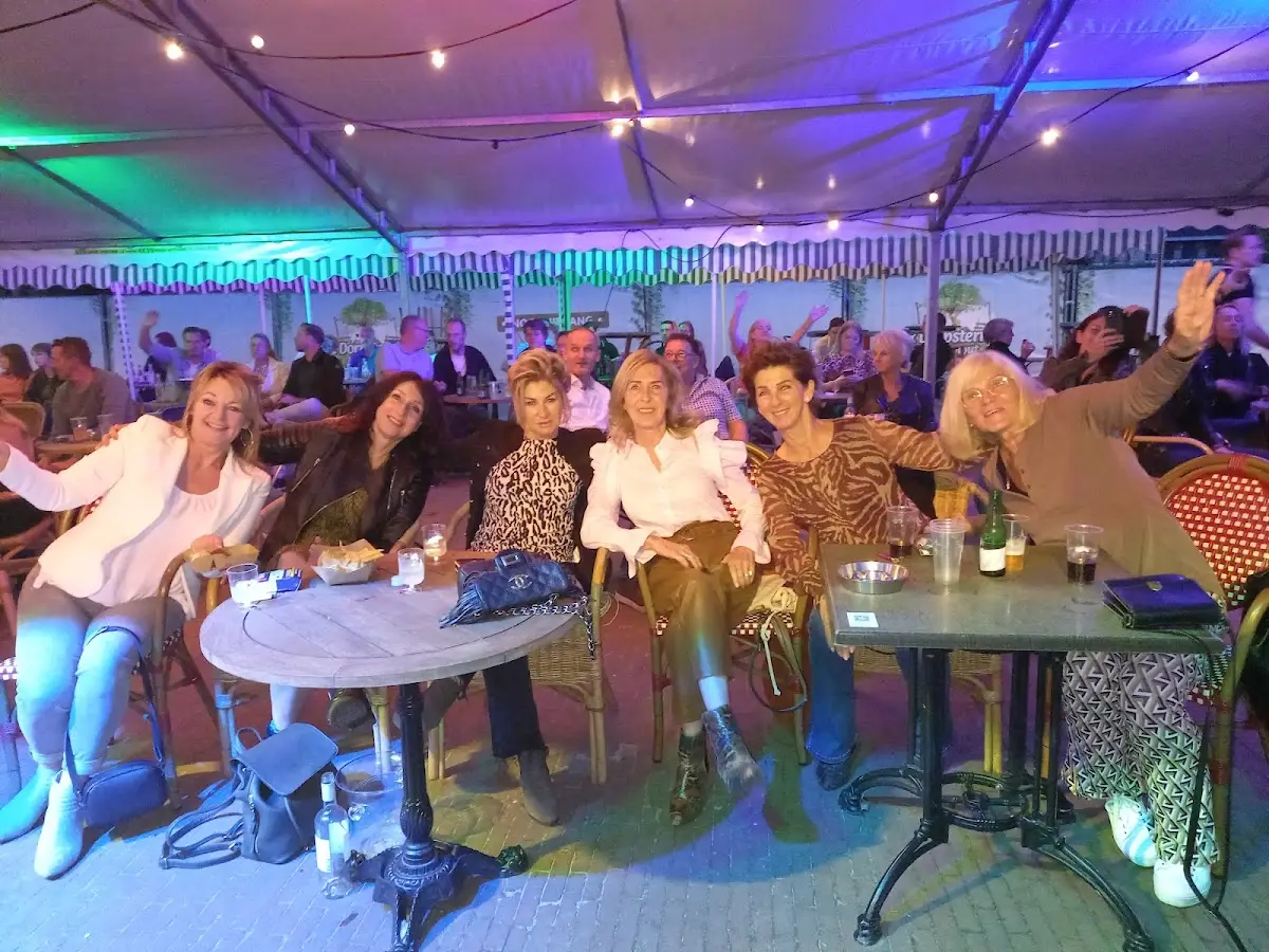 Foto van 'T Plein