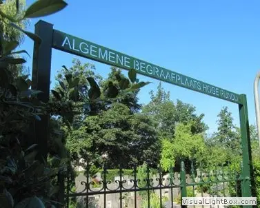 Begraafplaats Hoge Rijndijk in Zoeterwoude