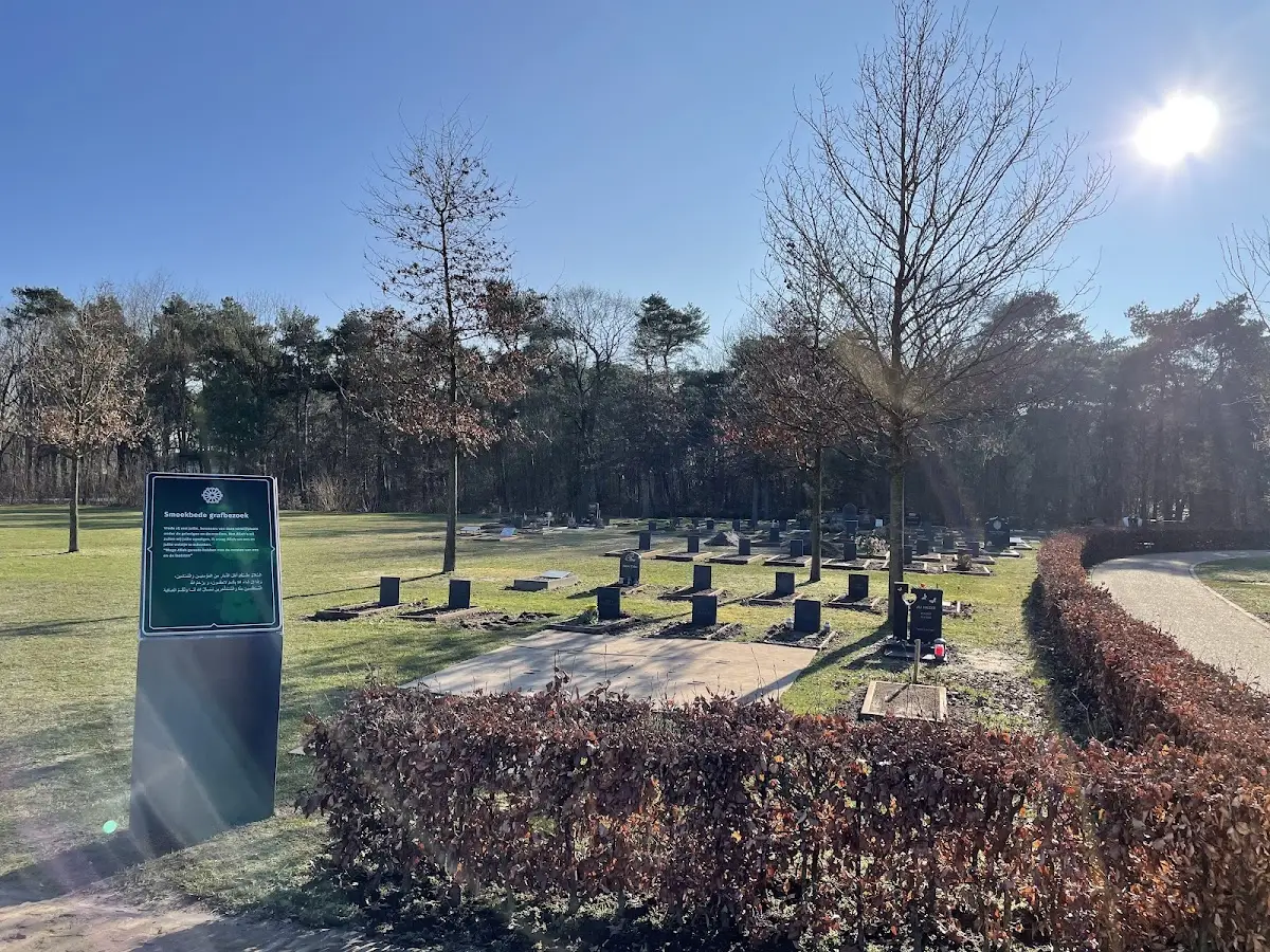 General public cemetery Old Country in Nuenen